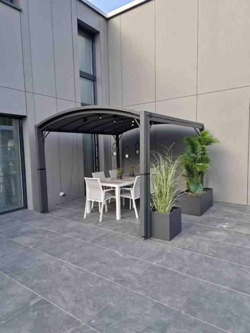 Ferienwohnung Labpark Terrace Melano Exterior foto